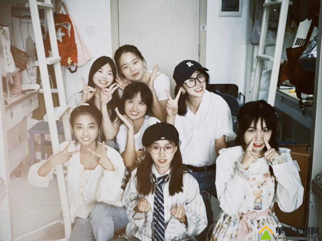 宿舍 H3C 多人:一起生活一起成长的青春伙伴们