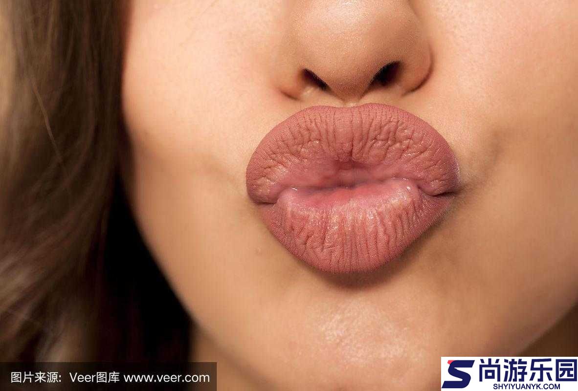 美国松动嘴唇