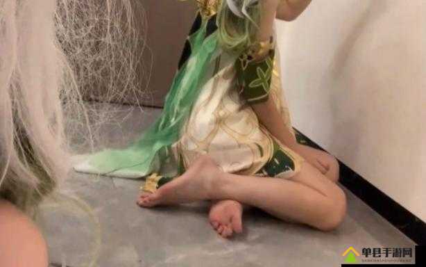 纳西妲腿法娴熟脚法澎湃新闻：关于其腿法脚法的深度解析与探讨