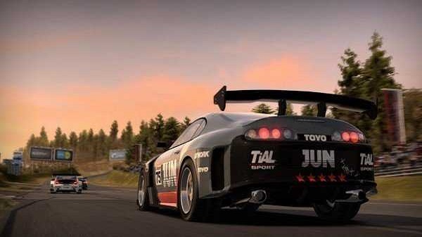 极品飞车10完美存档中文版下载