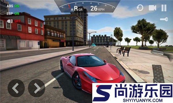 疯狂闪电赛车游戏中文版下载