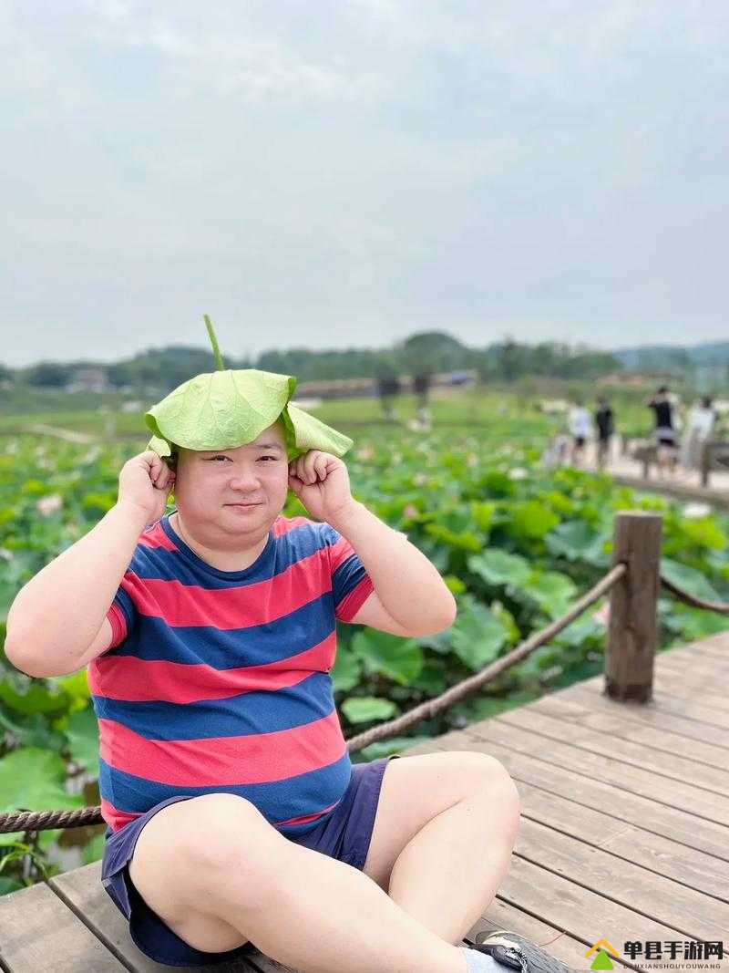 李叔叔和王叔叔共同开店，打造别样商业传奇