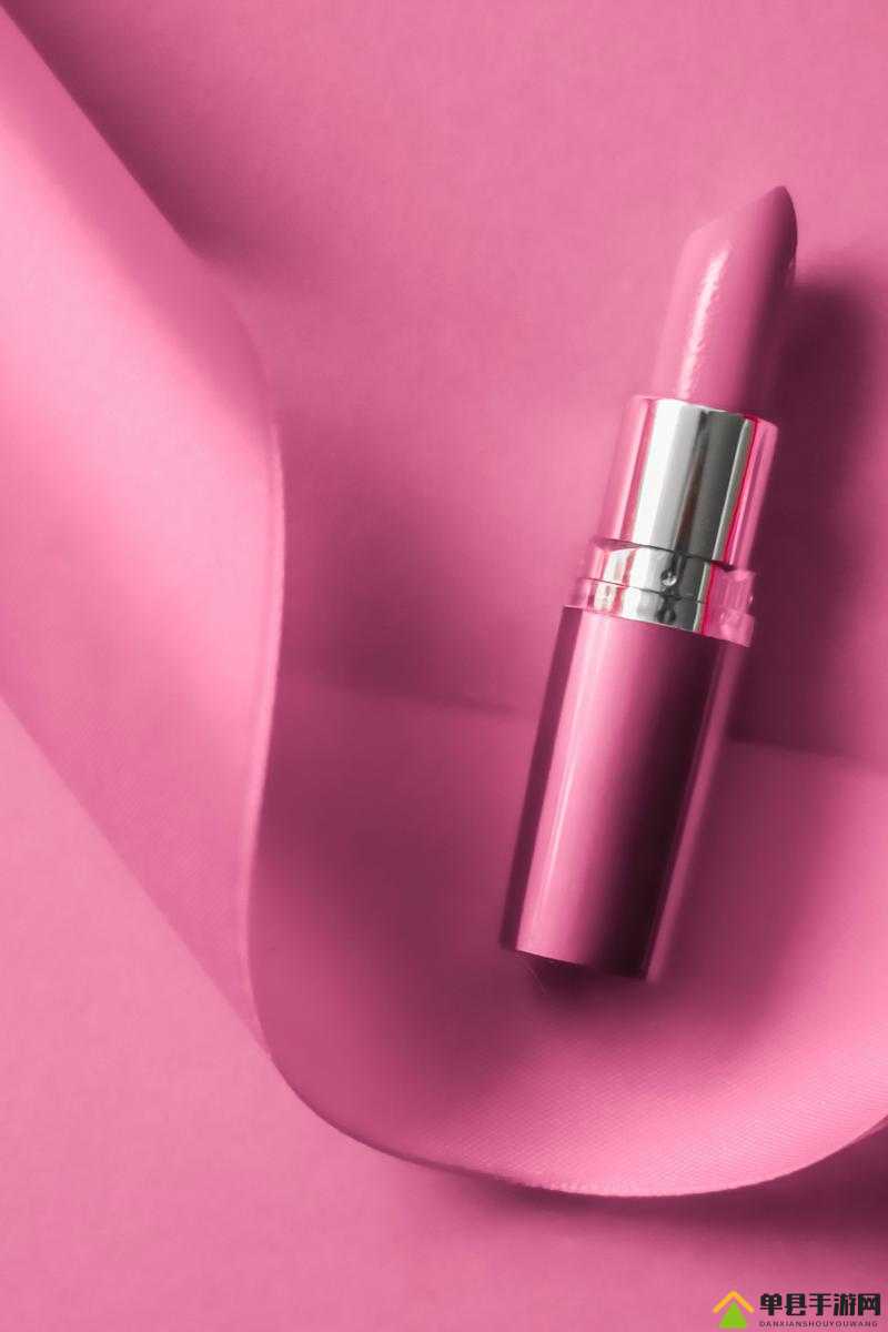 YSL 热门蜜桃色推荐 985：魅力无限的绝美唇色