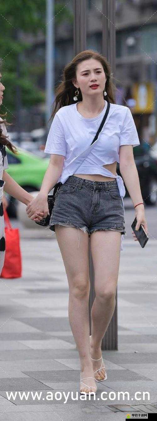 出租房里高康张睿的奇妙交互故事