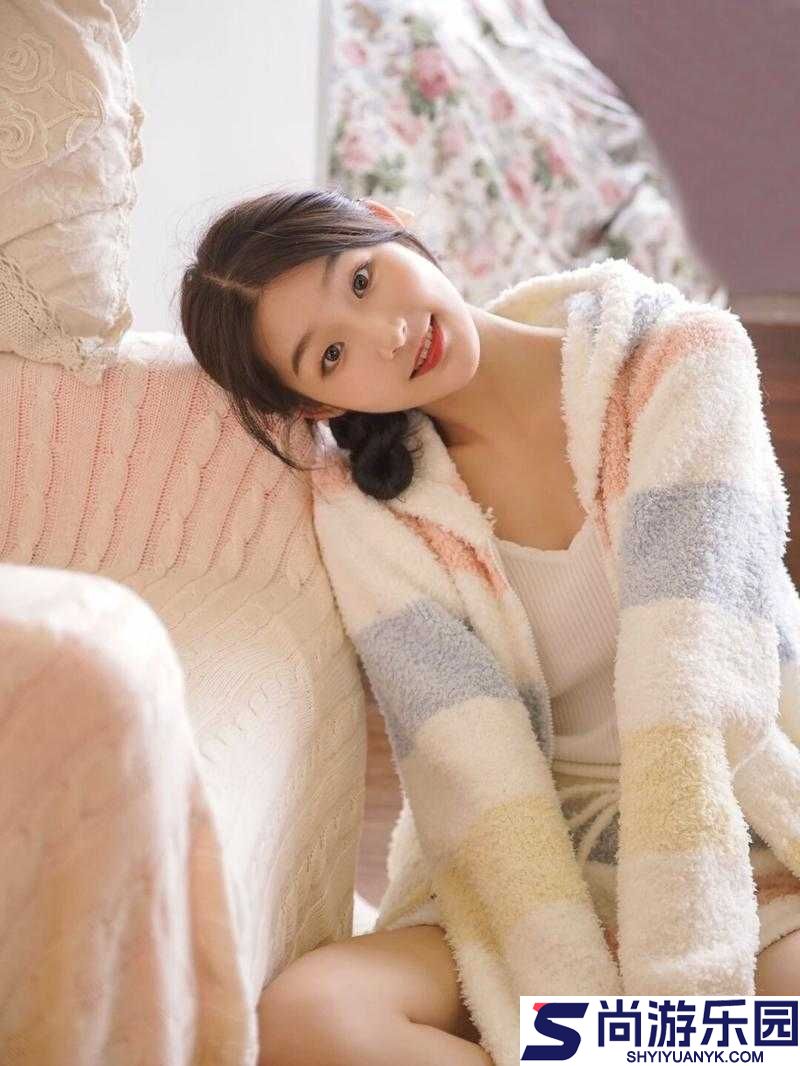 娇小玲珑惹人怜