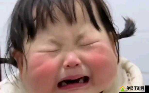 瑶翻白眼流口水流眼泪图片：萌娃表情失控的搞笑瞬间