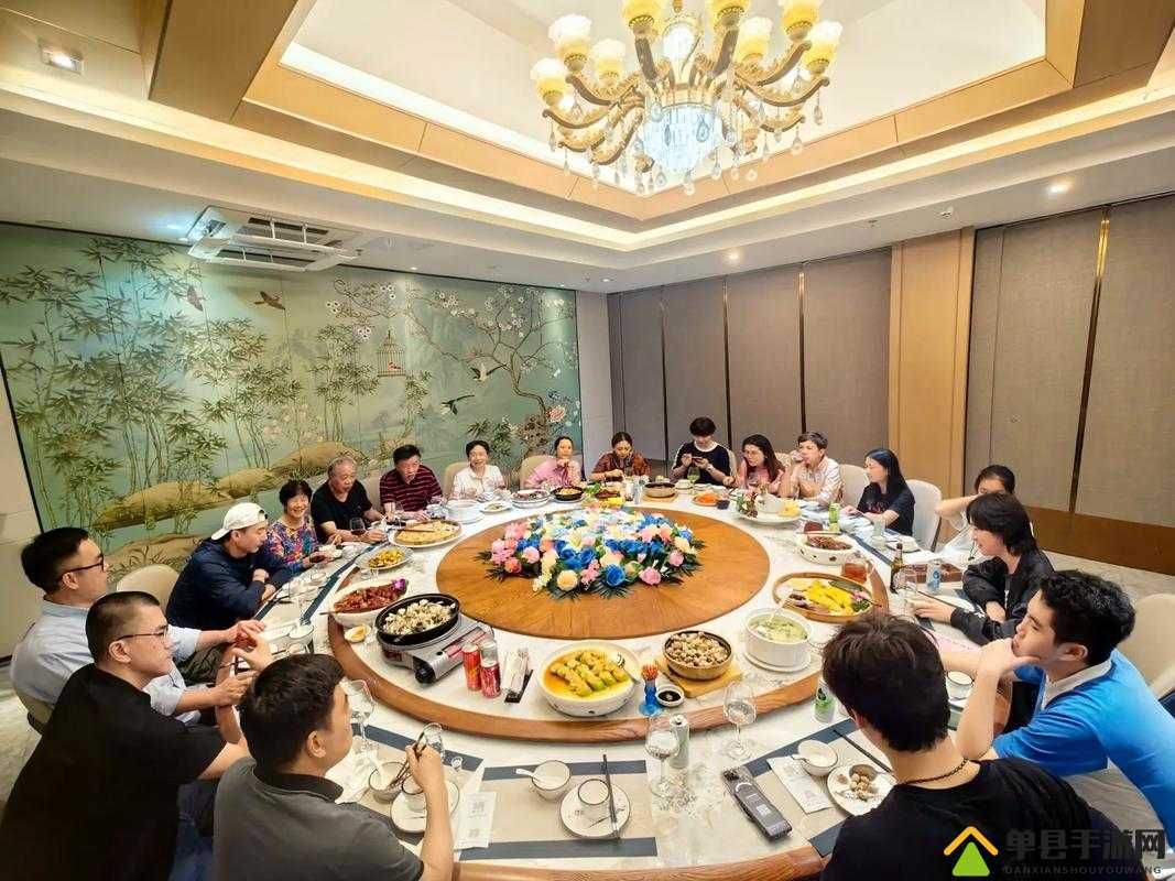 大团圆结亲情会：一场关于高洁的感人聚会